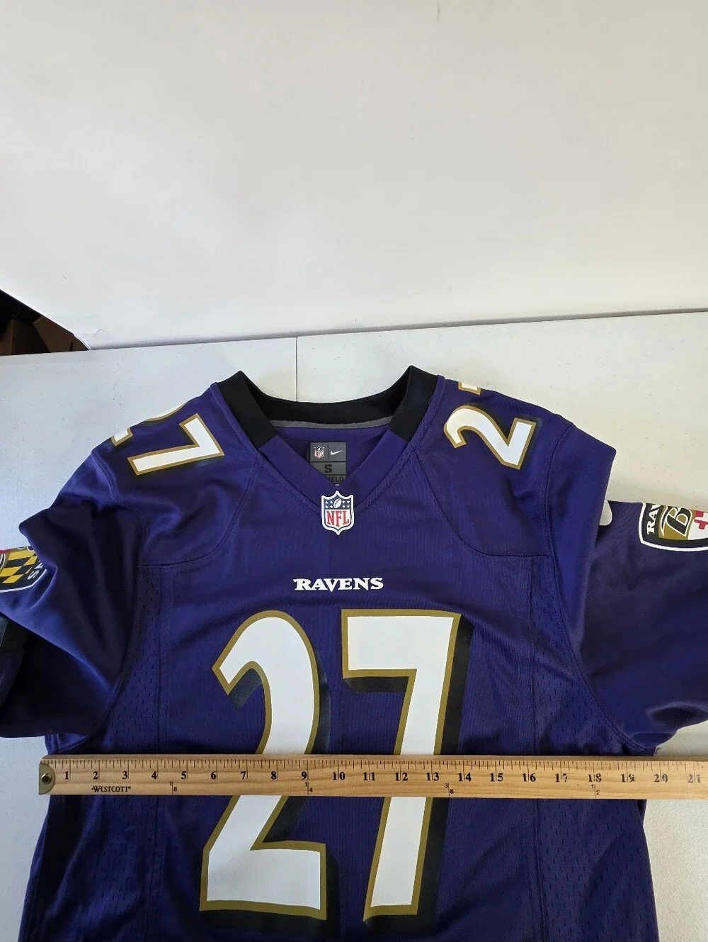 Nike‎ On Field Baltimore Ravens Ray Rice Jersey Size S Adult NFL V-Neck Pullover
